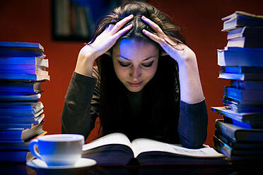 body_late_night_studying