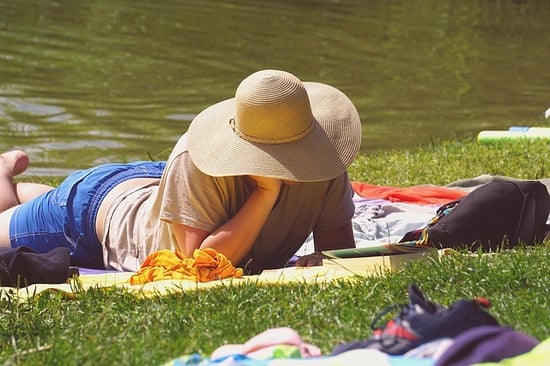 feature-study-read-outside-cc0-pixabay